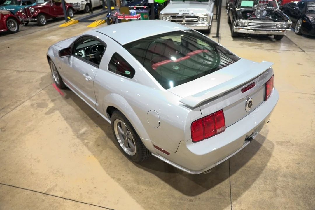2005 Ford S197 Mustang - Image 16 of 21