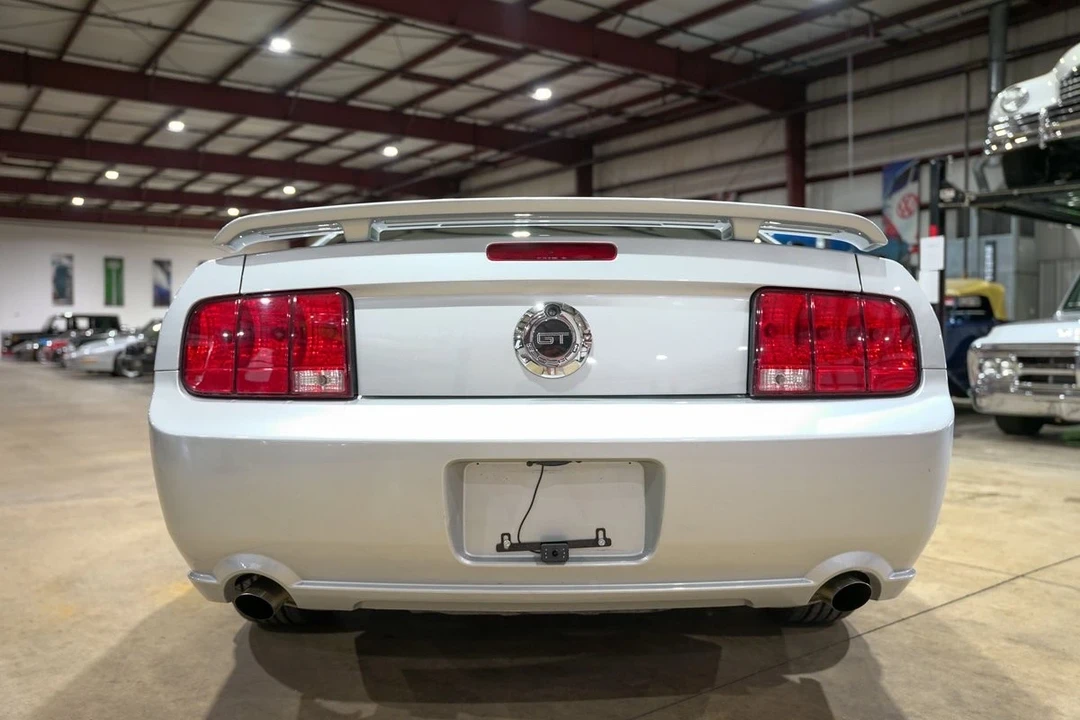 2005 Ford S197 Mustang - Image 7 of 12