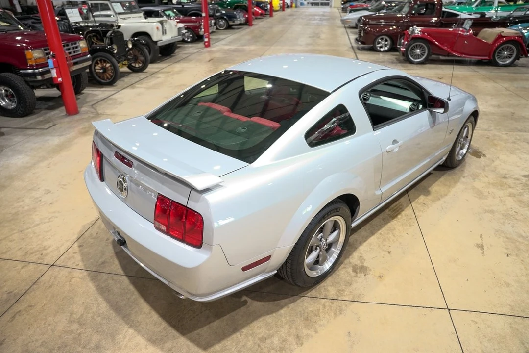 2005 Ford S197 Mustang - Image 17 of 21