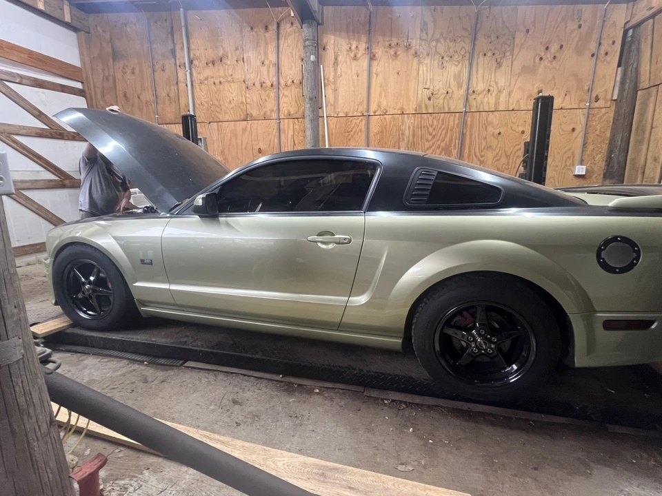 2005 Ford S197 Mustang GT - Image 24 of 31