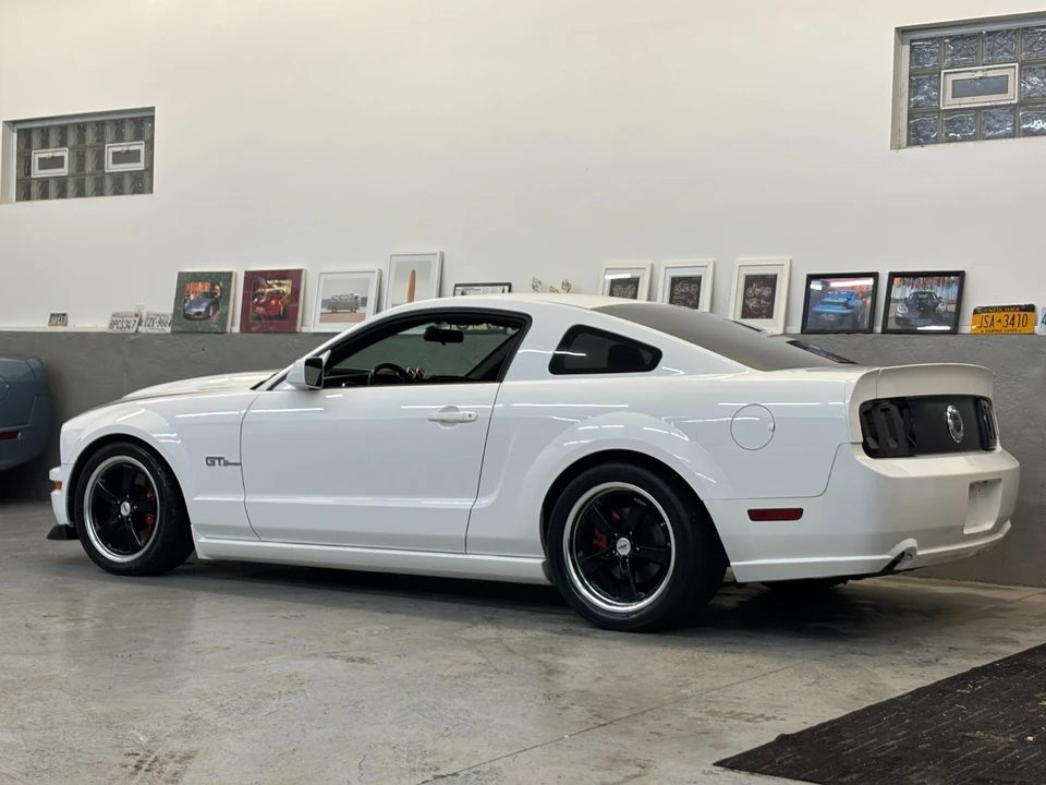 2005 Ford S197 Mustang - Image 8 of 21