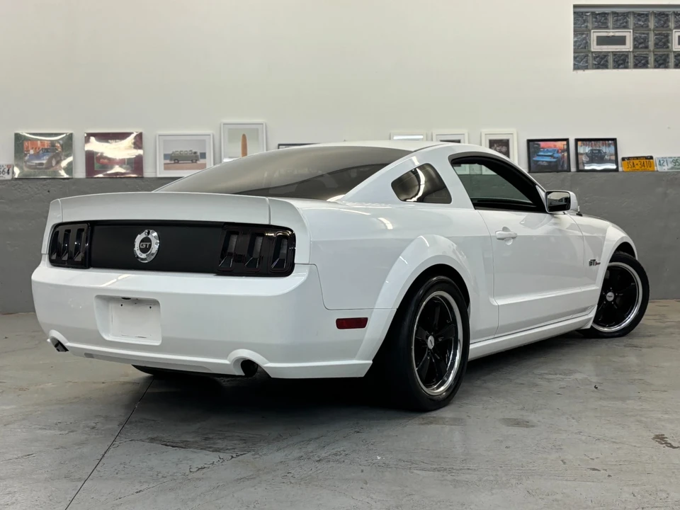 2005 Ford S197 Mustang - Image 12 of 21