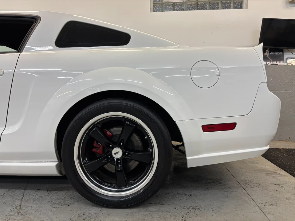 2005 Ford S197 Mustang - Image 5 of 21