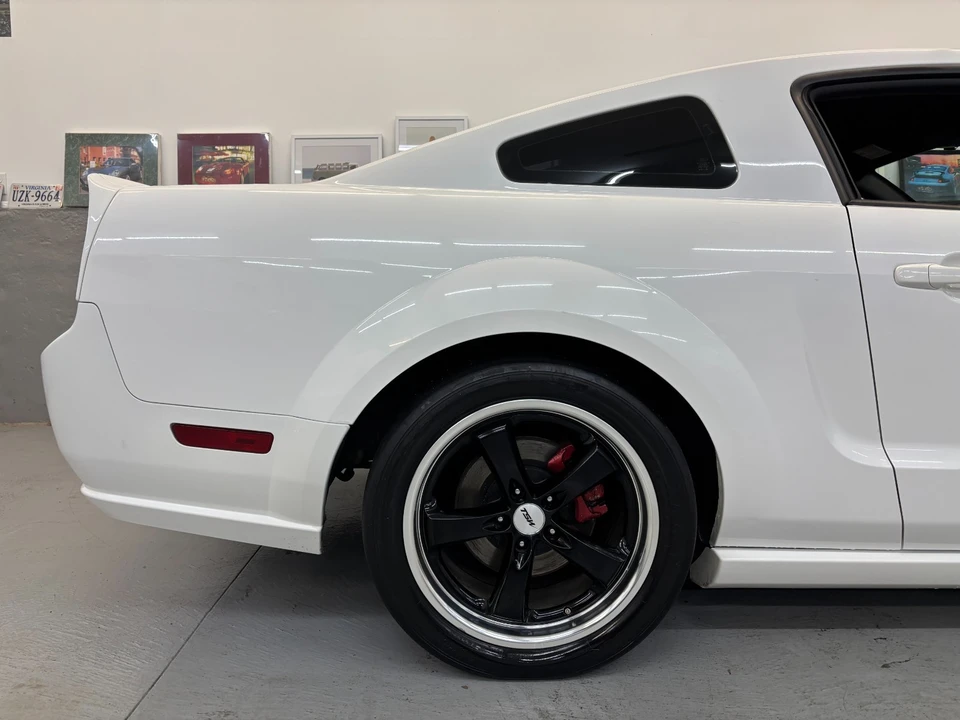 2005 Ford S197 Mustang - Image 15 of 21