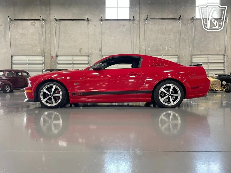 2005 Ford S197 Mustang - Image 9 of 12