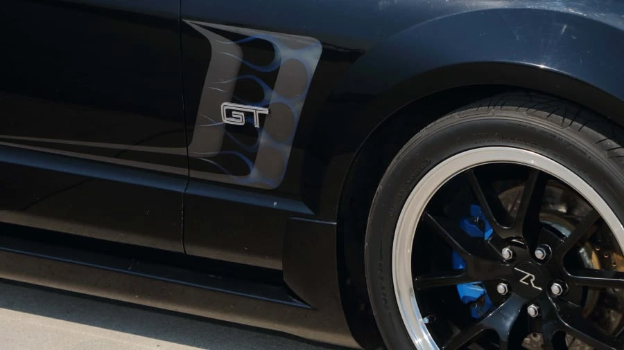 2005 Ford S197 Mustang - Image 11 of 12