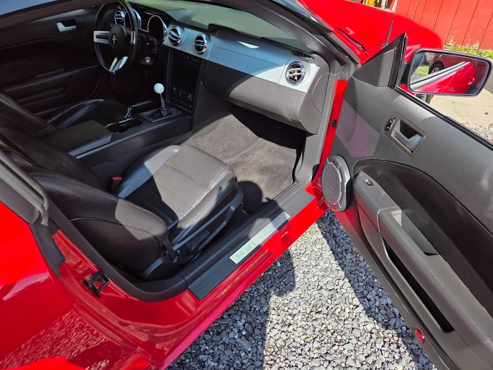 2005 Ford S197 Mustang GT - Image 9 of 11