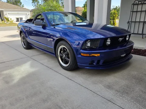 2005 Ford Mustang GT Convertible