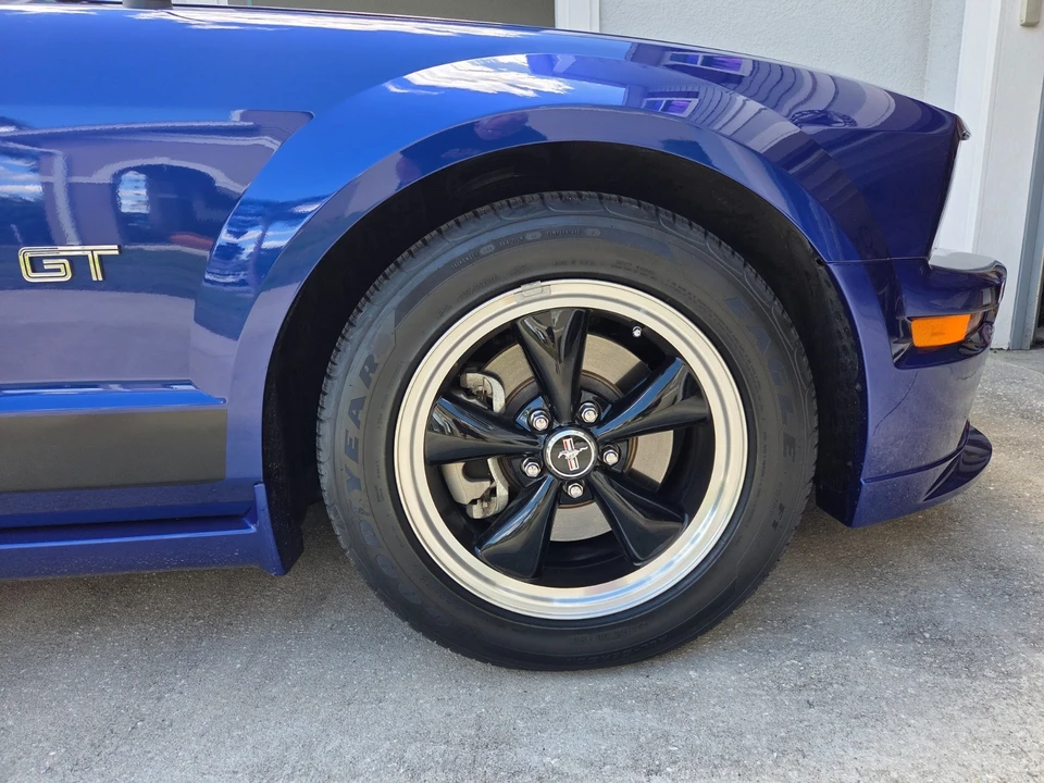 2005 Ford S197 Mustang GT - Image 3 of 28