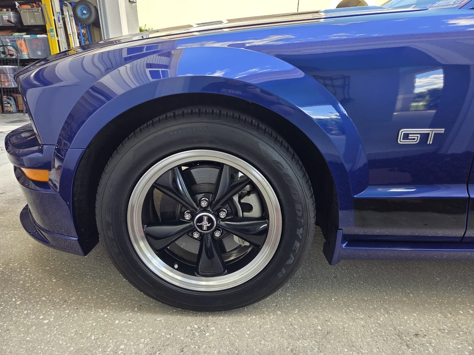 2005 Ford S197 Mustang GT - Image 10 of 31