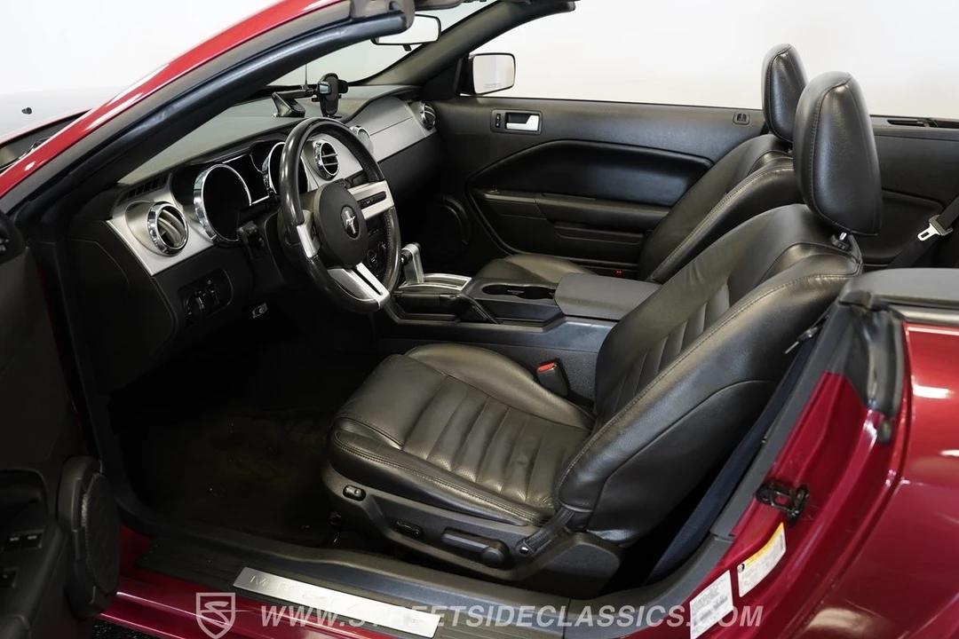 2005 Ford S197 Mustang - Image 4 of 12