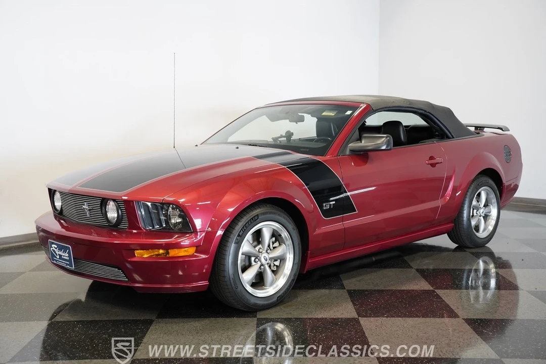 2005 Ford S197 Mustang - Image 8 of 12