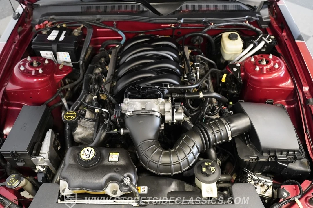 2005 Ford S197 Mustang - Image 5 of 12