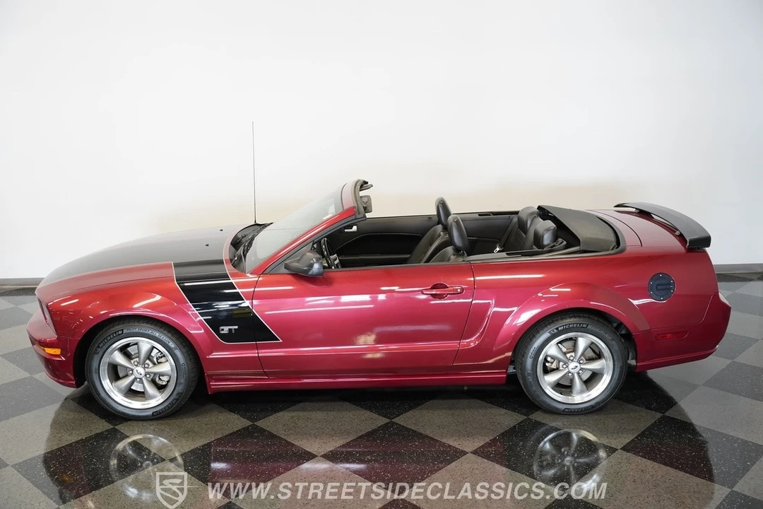 2005 Ford S197 Mustang - Image 10 of 12