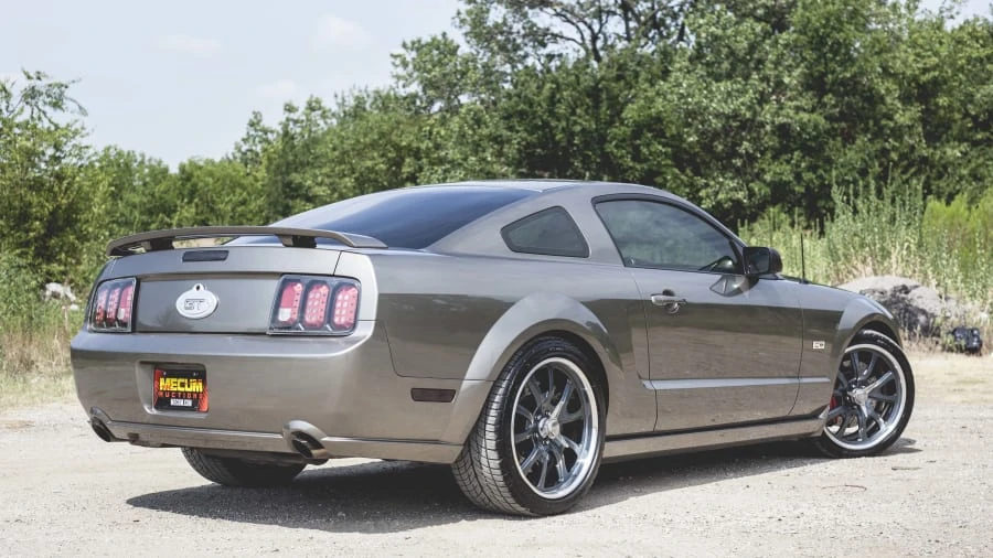 2005 Ford S197 Mustang - Image 2 of 12
