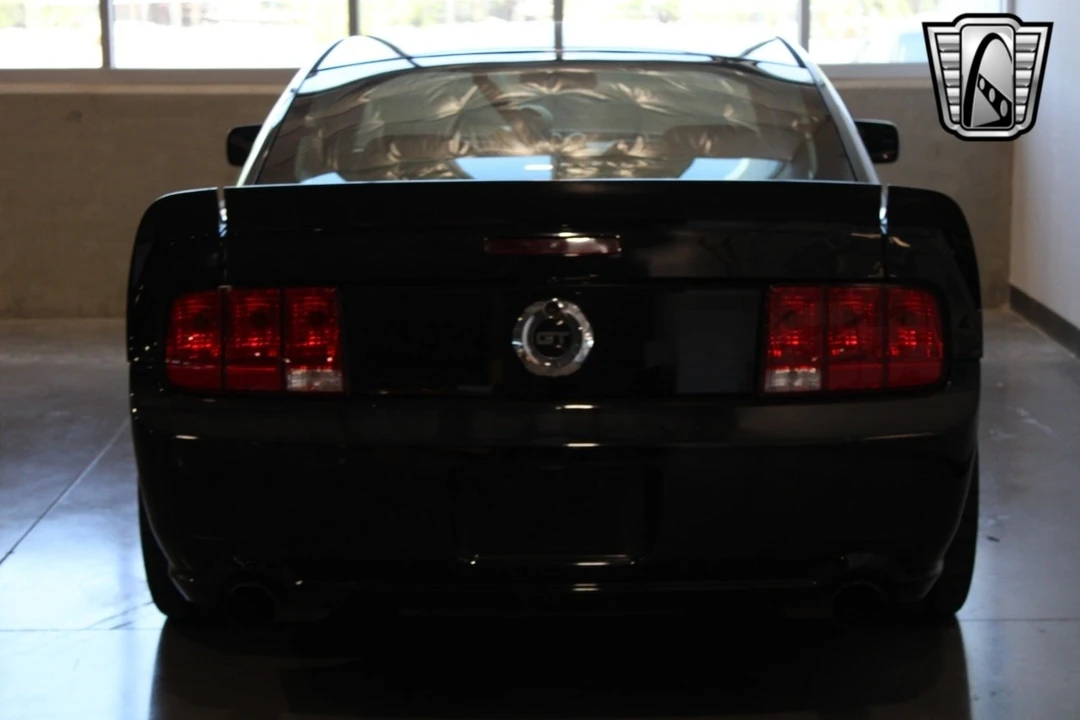 2005 Ford S197 Mustang - Image 16 of 21