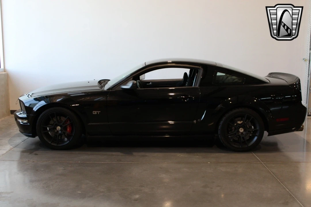 2005 Ford S197 Mustang - Image 14 of 21
