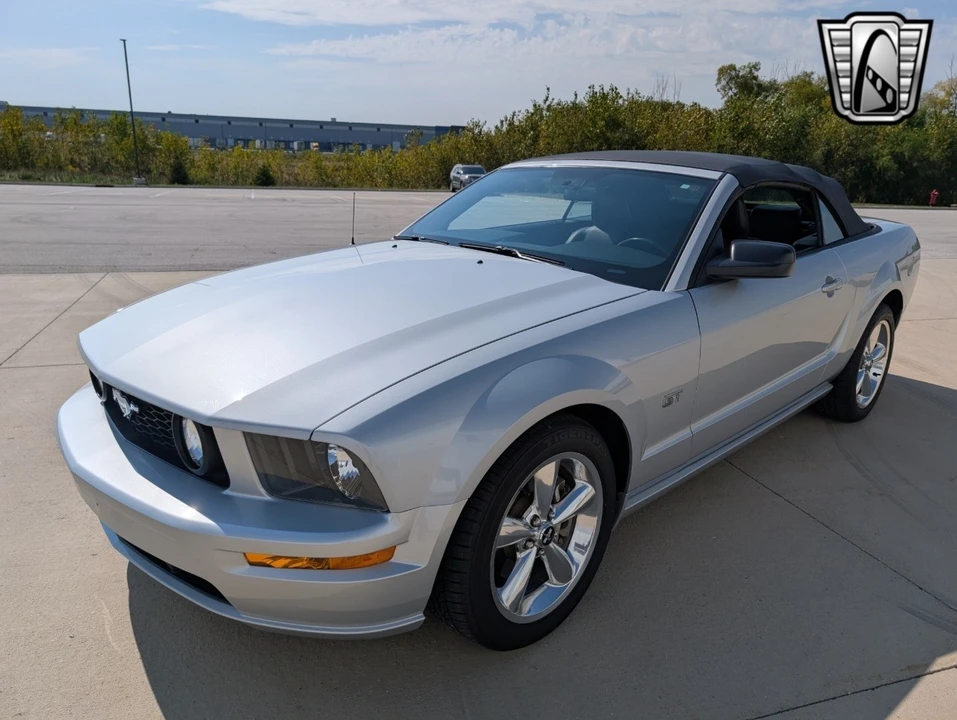 2005 Ford S197 Mustang - Image 3 of 12