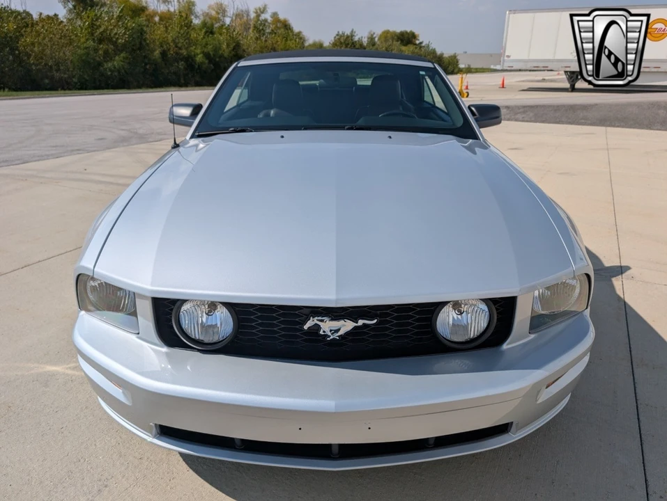 2005 Ford S197 Mustang - Image 10 of 12