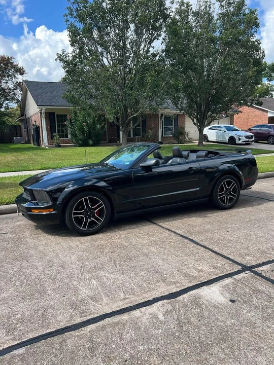 2005 Ford S197 Mustang GT - Image 2 of 2