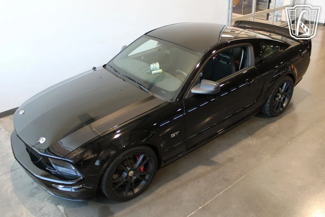 2005 Ford S197 Mustang - Image 8 of 12