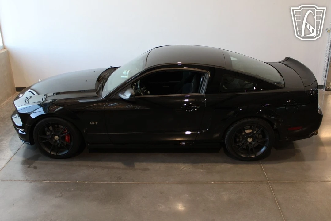 2005 Ford S197 Mustang - Image 9 of 12