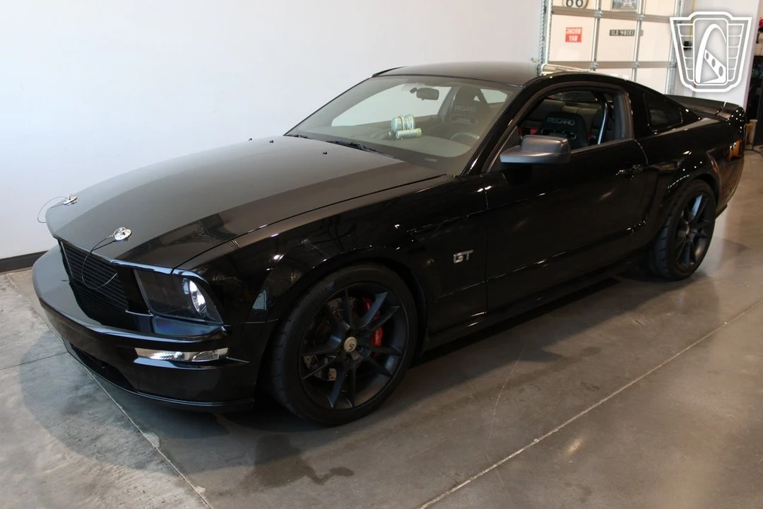 2005 Ford S197 Mustang - Image 12 of 12