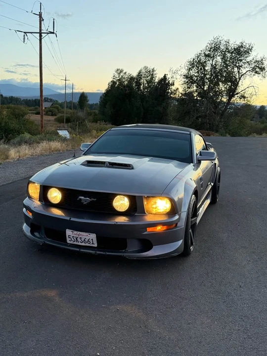 2005 Ford S197 Mustang GT - Image 2 of 12