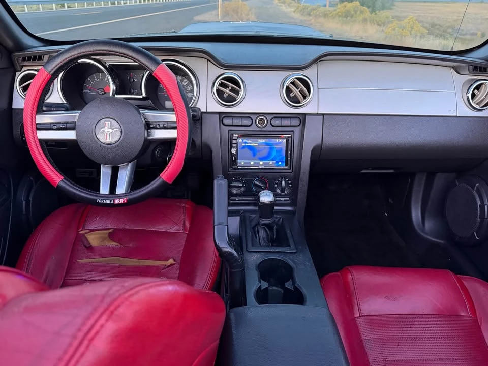 2005 Ford S197 Mustang GT - Image 11 of 12