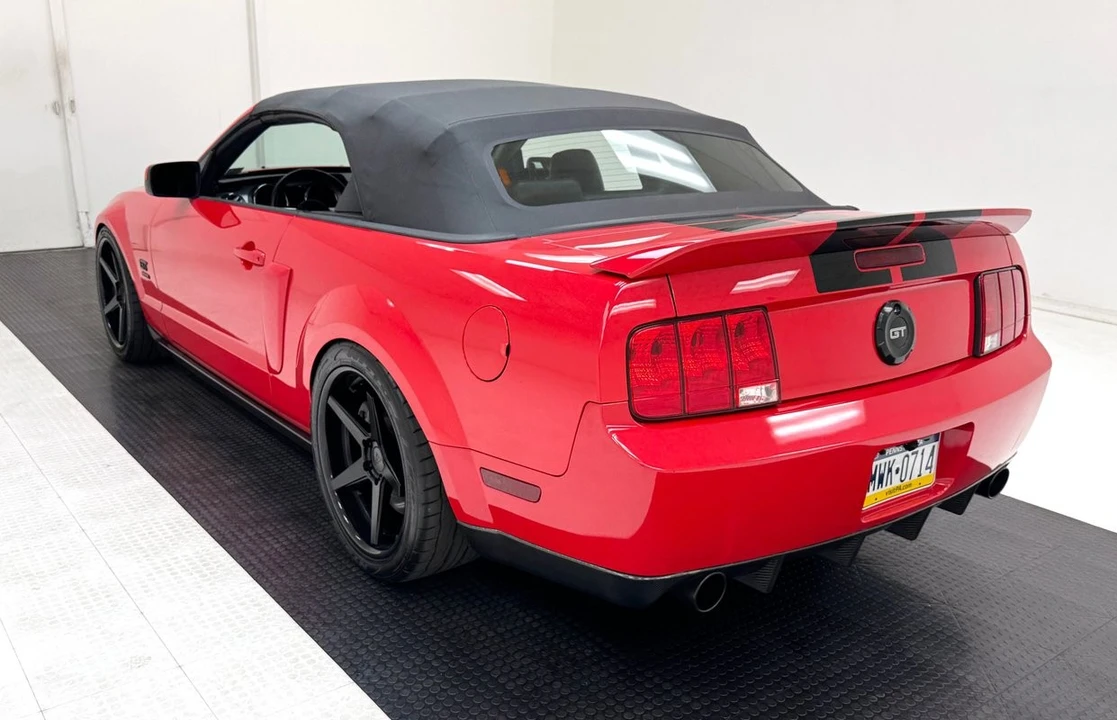 2005 Ford S197 Mustang GT - Image 5 of 31
