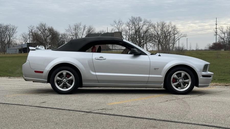 2005 Ford S197 Mustang - Image 18 of 31
