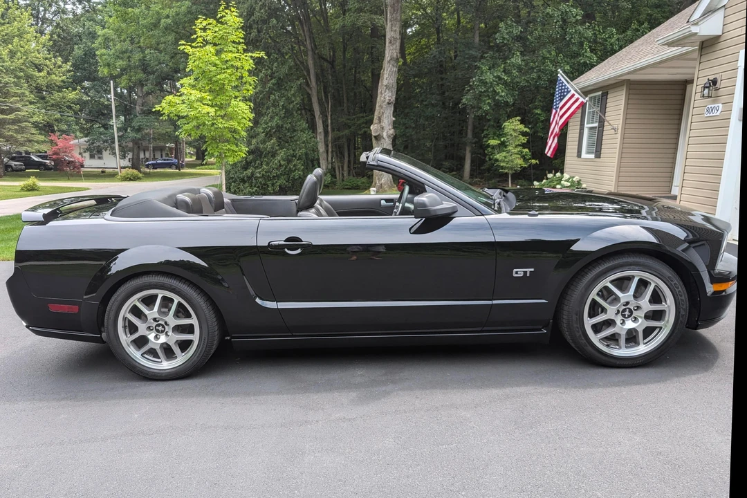 2005 Ford S197 Mustang - Image 8 of 31