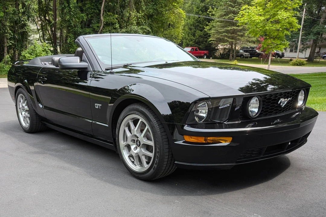 2005 Ford S197 Mustang - Image 3 of 31
