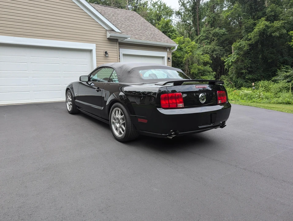 2005 Ford S197 Mustang - Image 11 of 31