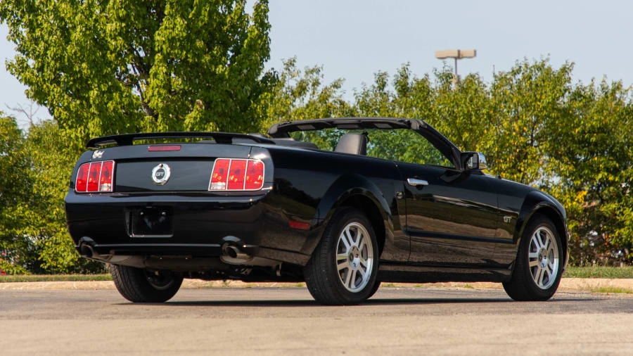 2005 Ford S197 Mustang - Image 3 of 13