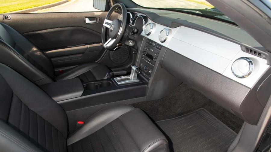 2005 Ford S197 Mustang - Image 5 of 16