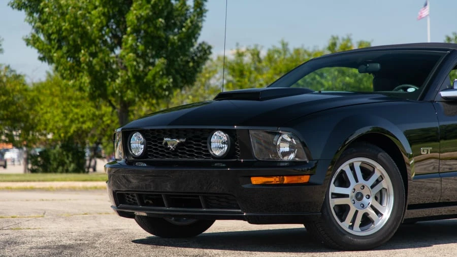 2005 Ford S197 Mustang - Image 9 of 16