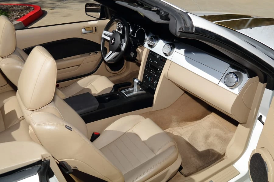 2005 Ford S197 Mustang - Image 26 of 31