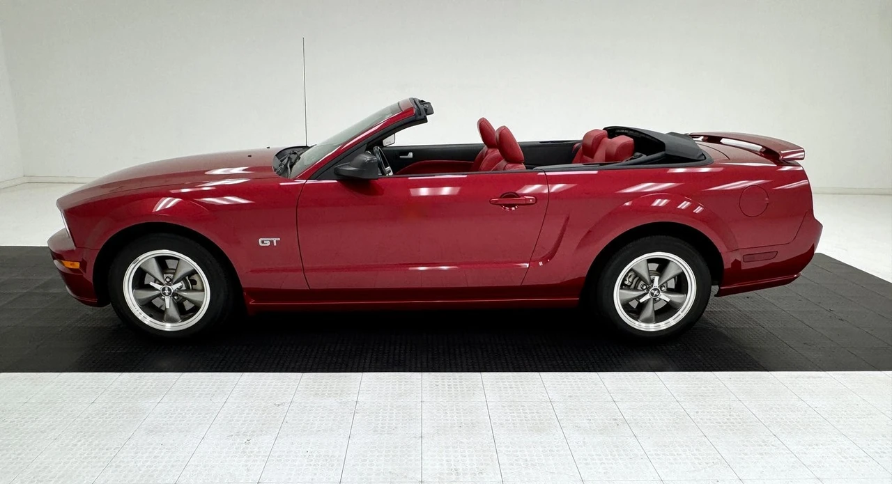 2005 Ford S197 Mustang GT - Image 4 of 31