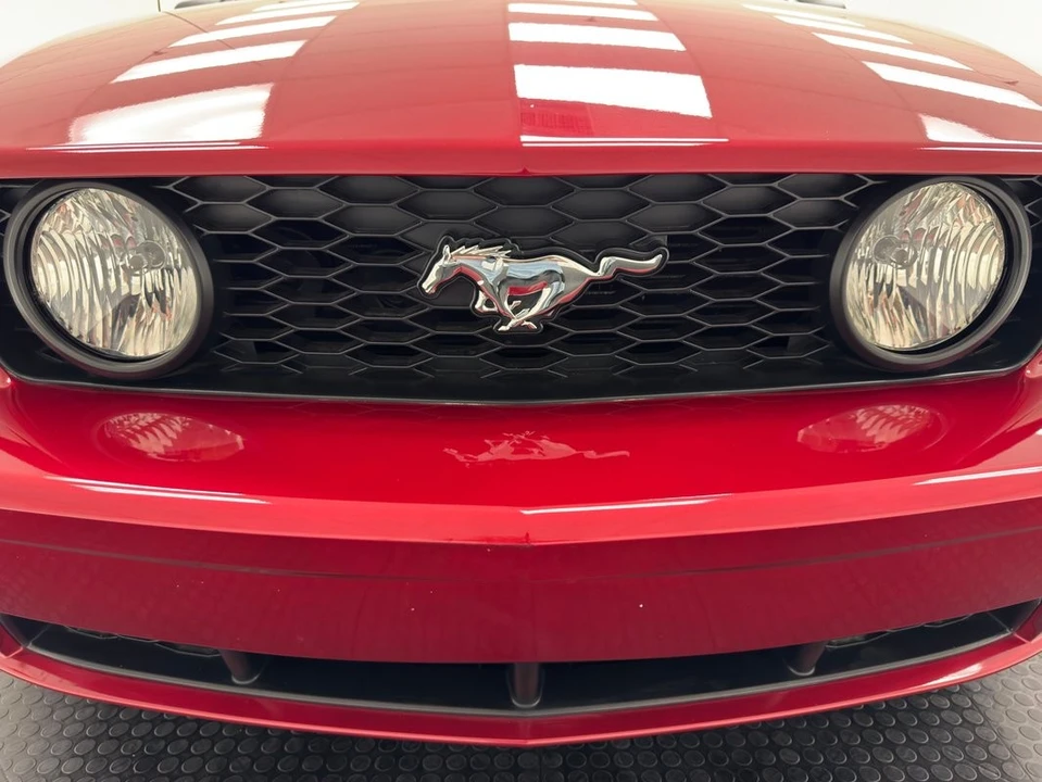 2005 Ford S197 Mustang GT - Image 12 of 31