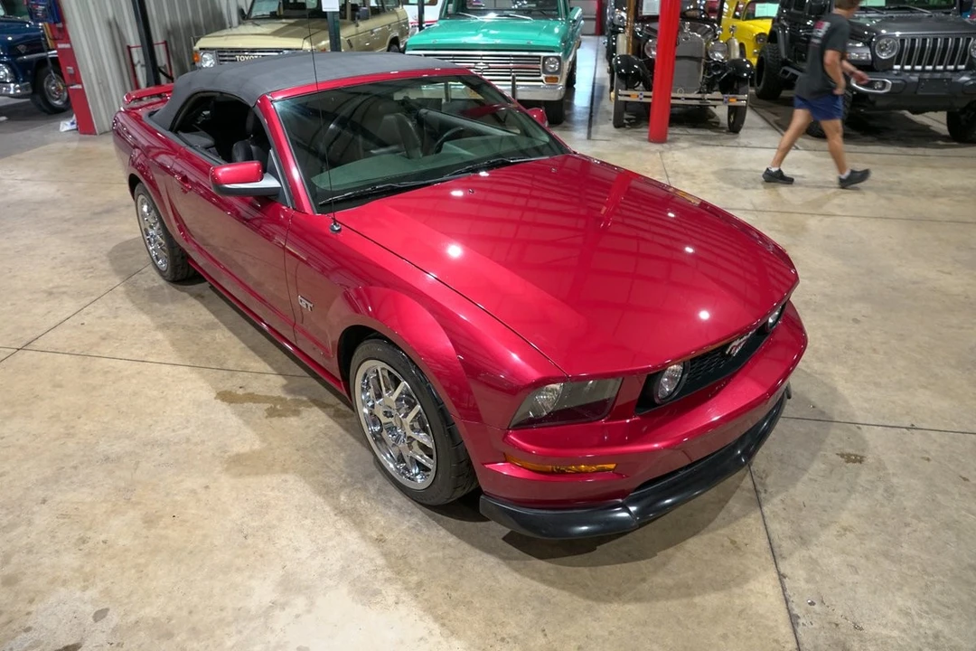 2005 Ford S197 Mustang GT - Image 28 of 31