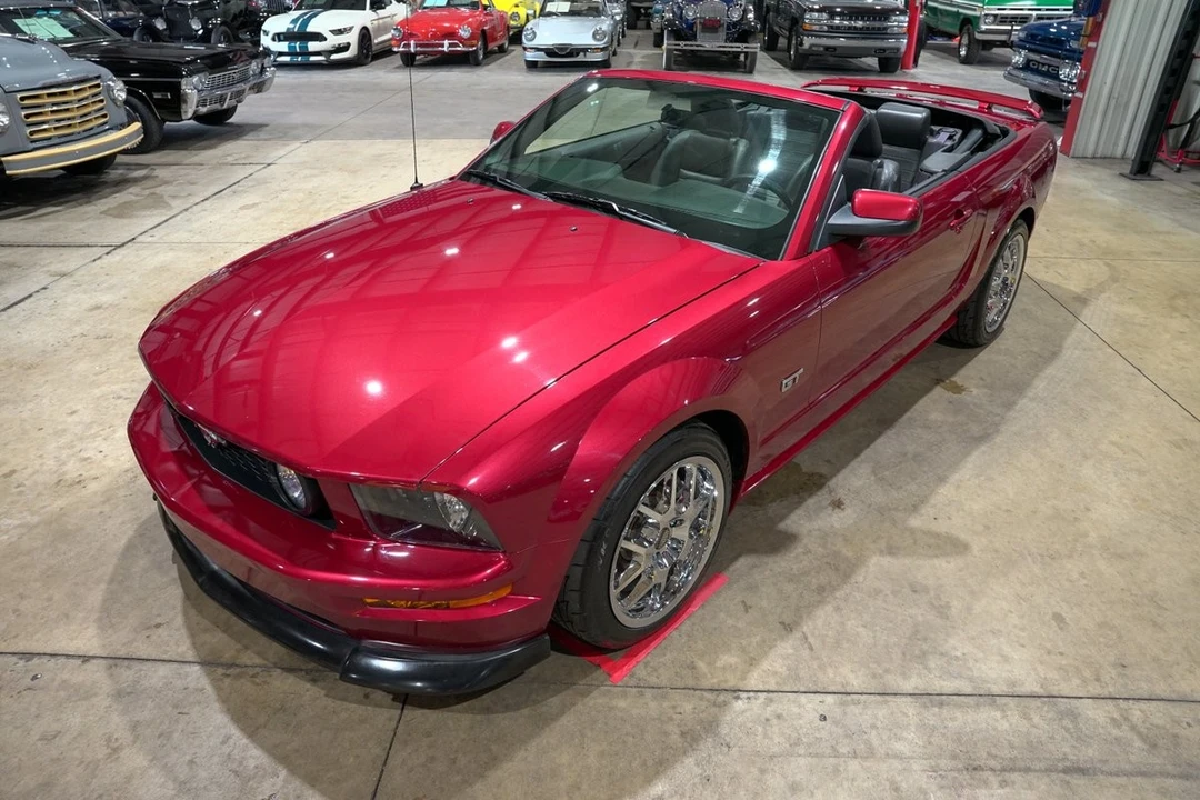 2005 Ford S197 Mustang GT - Image 15 of 31