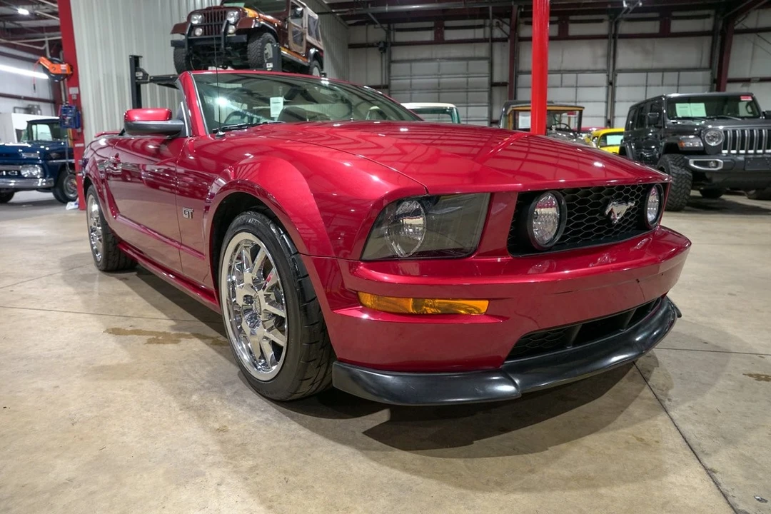 2005 Ford S197 Mustang GT - Image 12 of 31