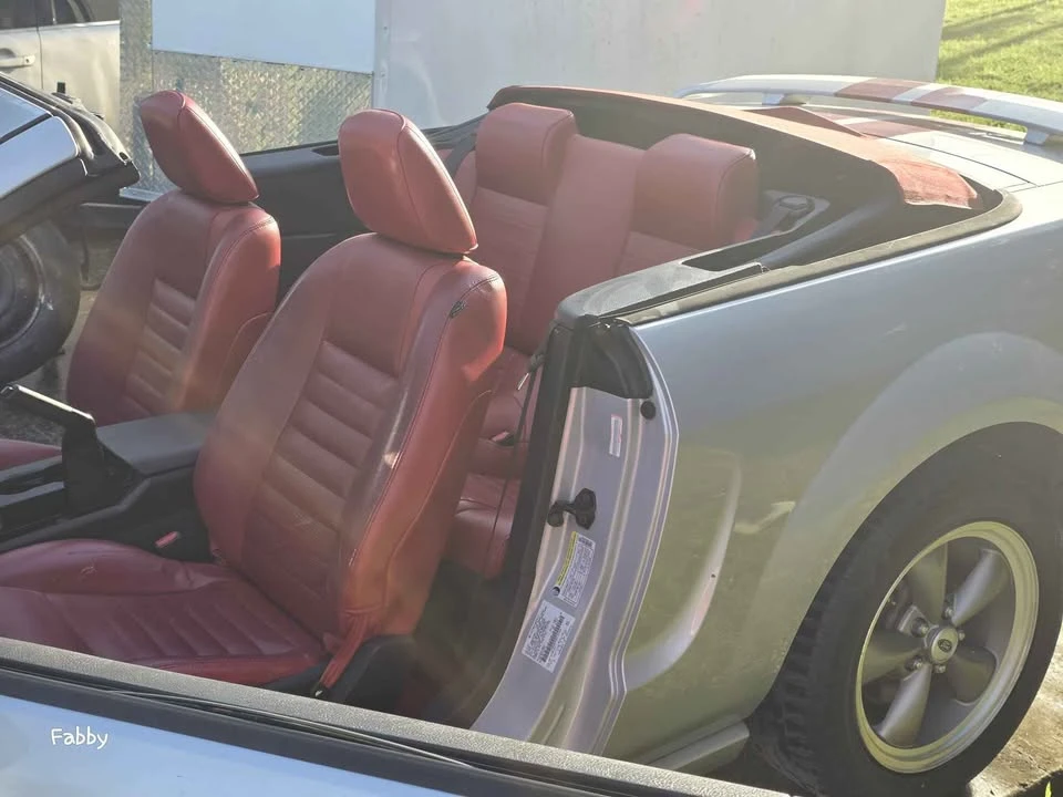2005 Ford S197 Mustang GT - Image 11 of 12