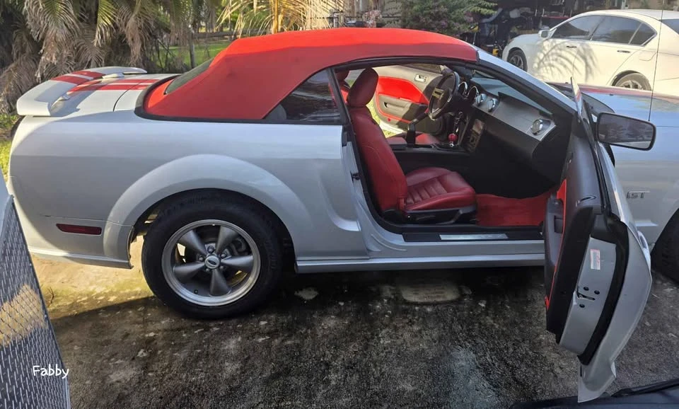 2005 Ford S197 Mustang GT - Image 6 of 12