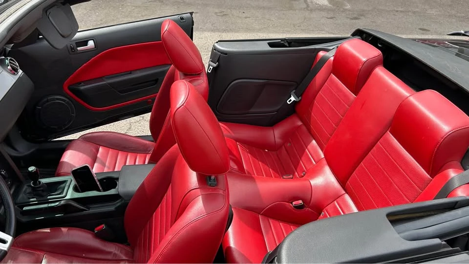 2005 Ford S197 Mustang GT - Image 12 of 13