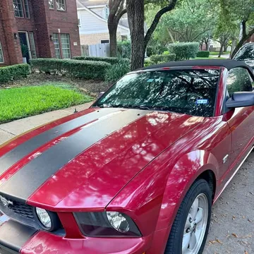 2005 Ford Mustang GT Convertible