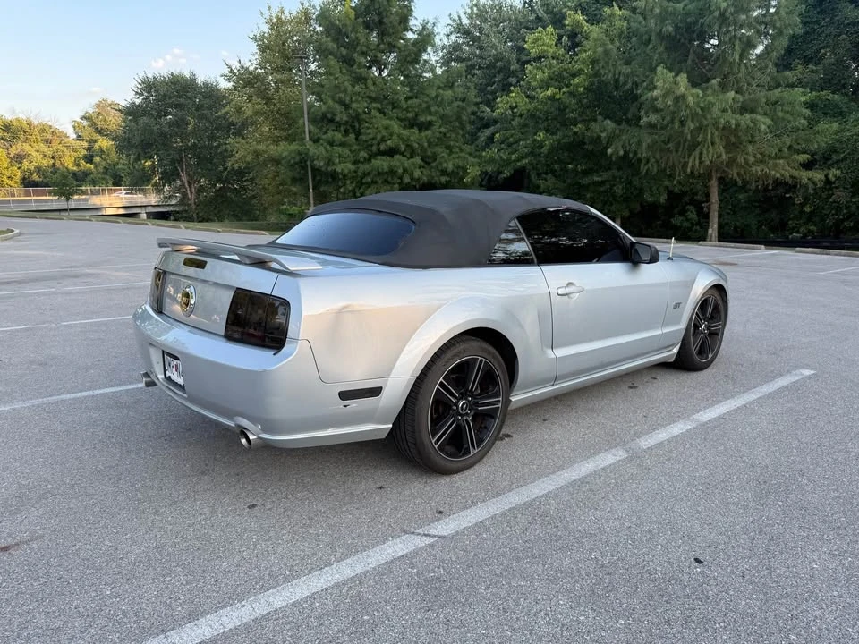 2005 Ford S197 Mustang GT - Image 8 of 13