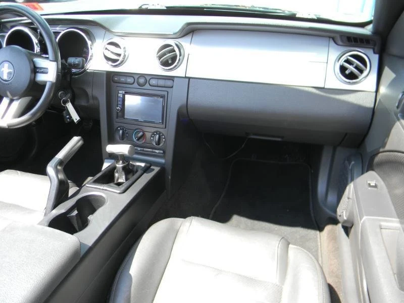 2005 Ford S197 Mustang GT - Image 17 of 19