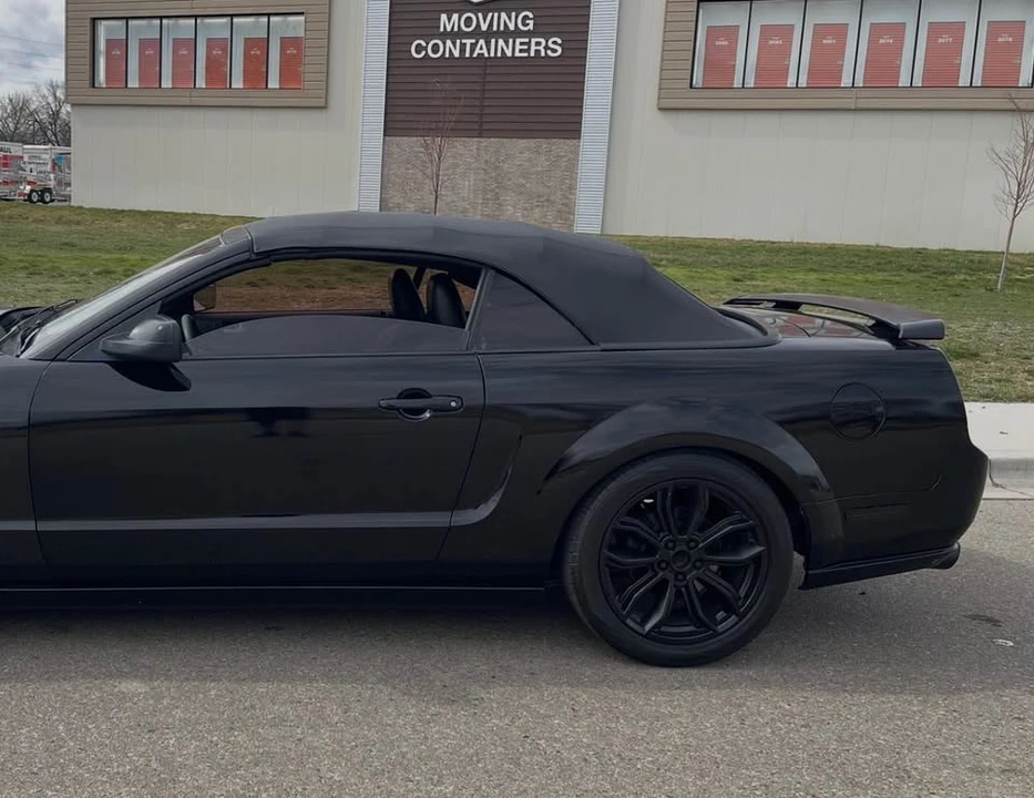 2005 Ford S197 Mustang GT - Image 16 of 19